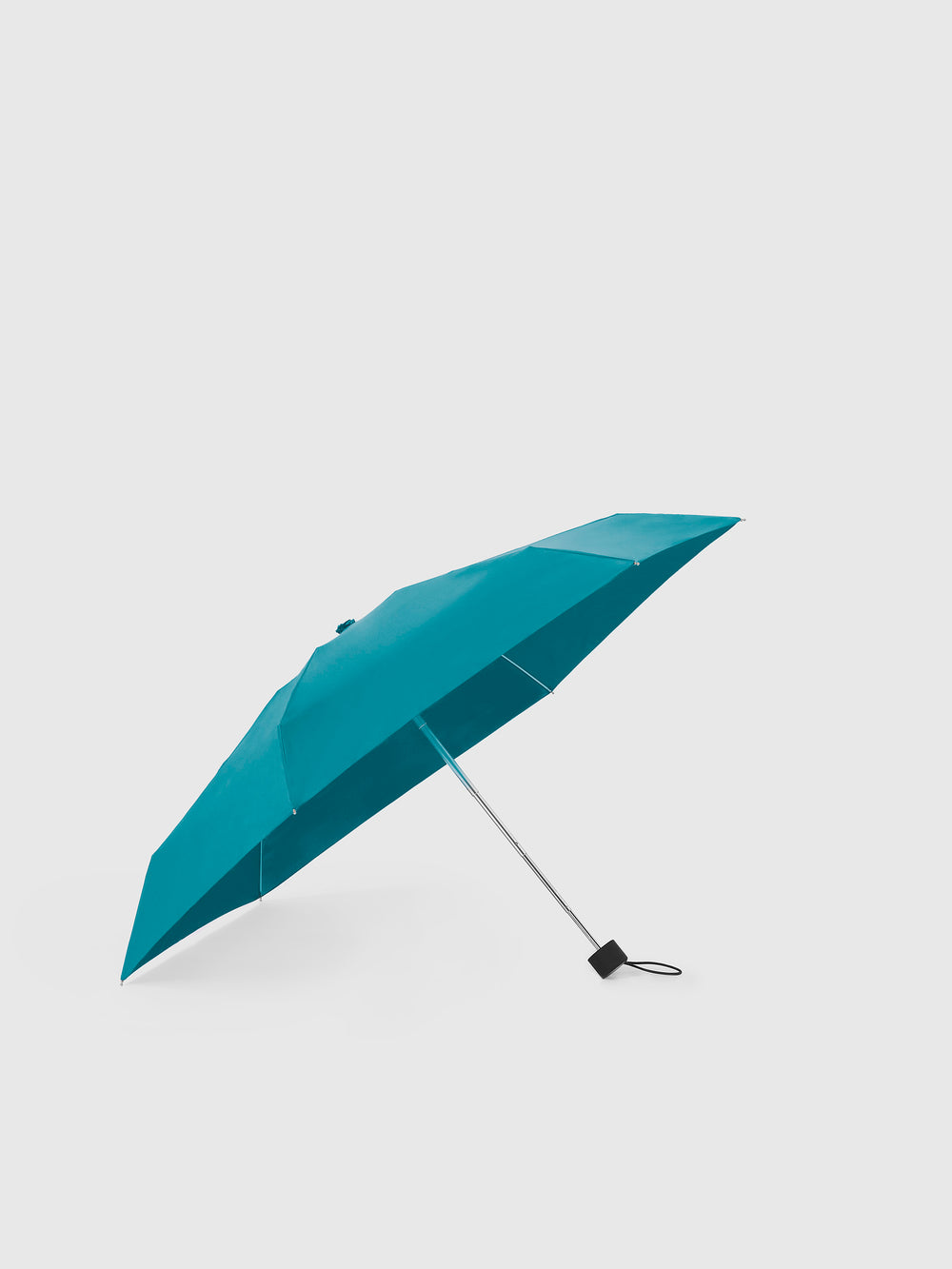 The Smallest Umbrella on Earth_Ocean Blue